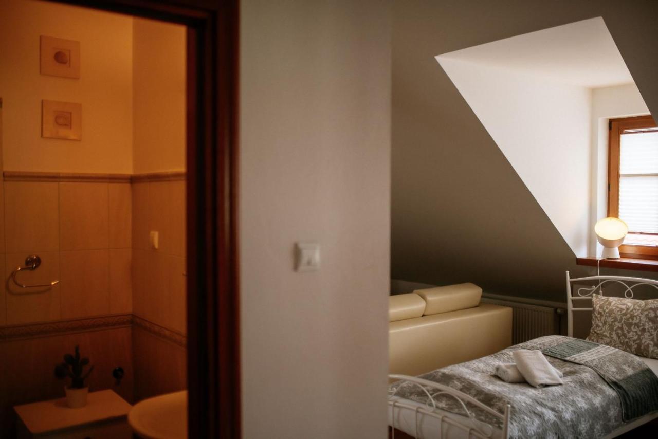 Corner Pokoje Zamość Eksteriør bilde